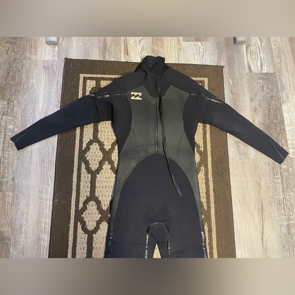 Billabong 4/3MM Men’s Medium Back Zip Full Wetsuit - Picture 6 of 8